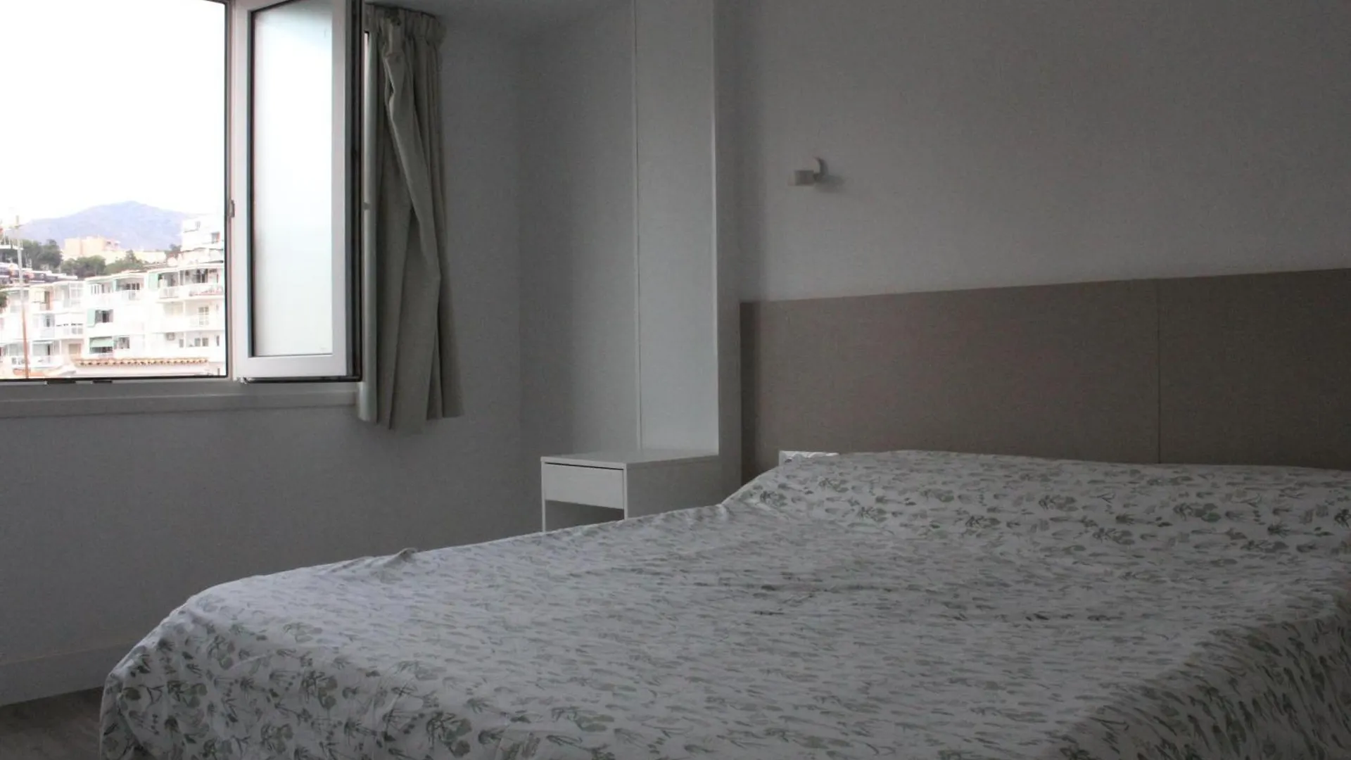 Carihuela Beach Apartamentos Torremolinos Appartement
